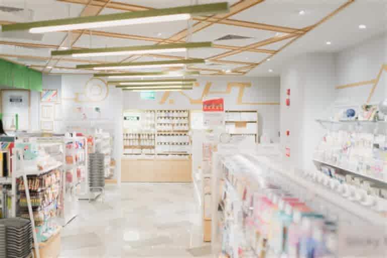 How Should Pharmacy Design be Done?.